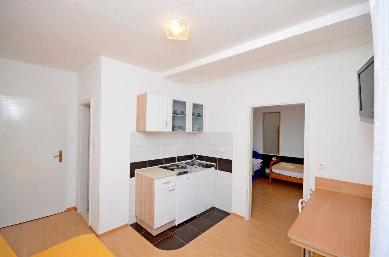 Apartments Josko Gradac  Extérieur photo