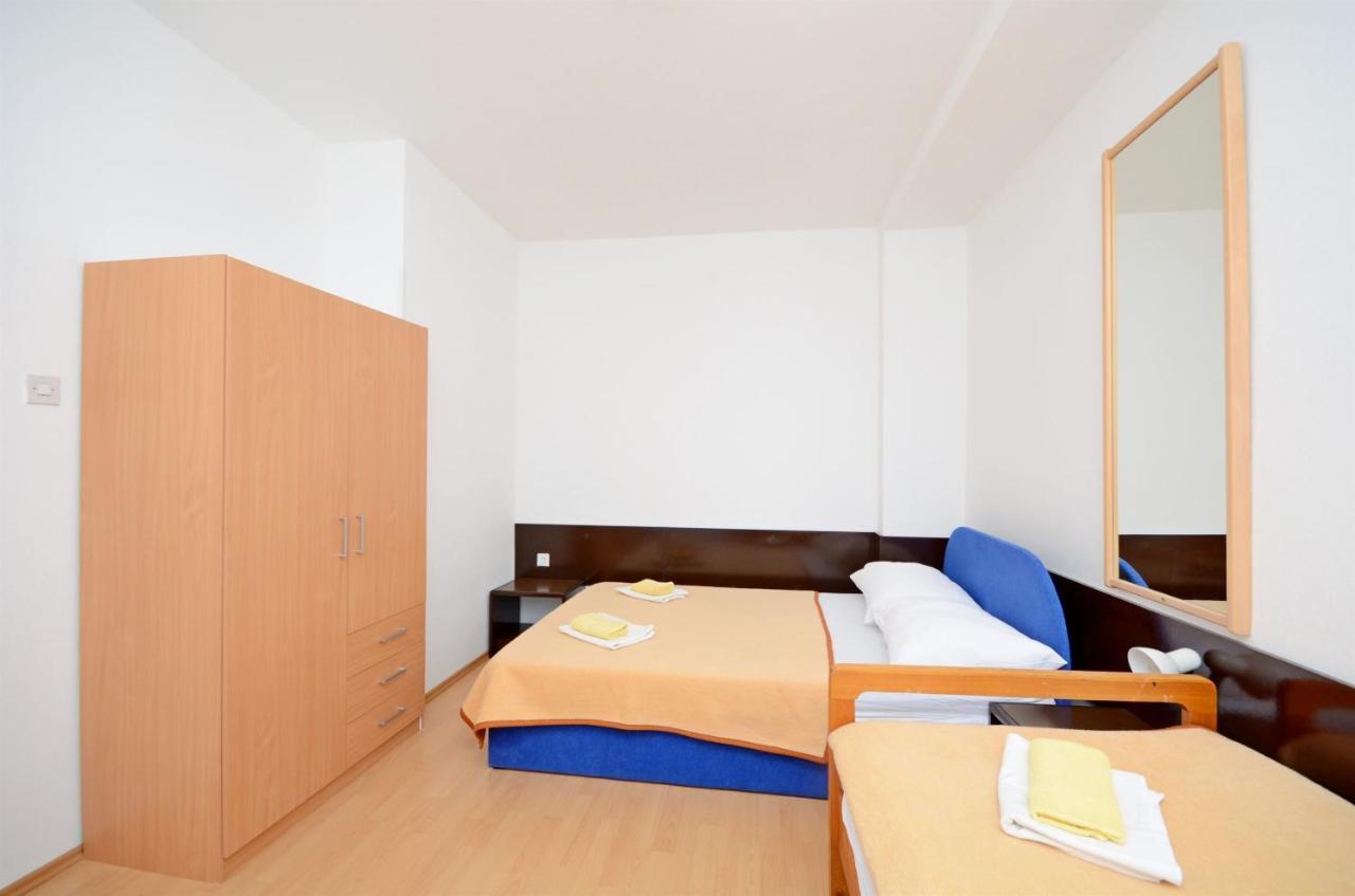 Apartments Josko Gradac  Extérieur photo