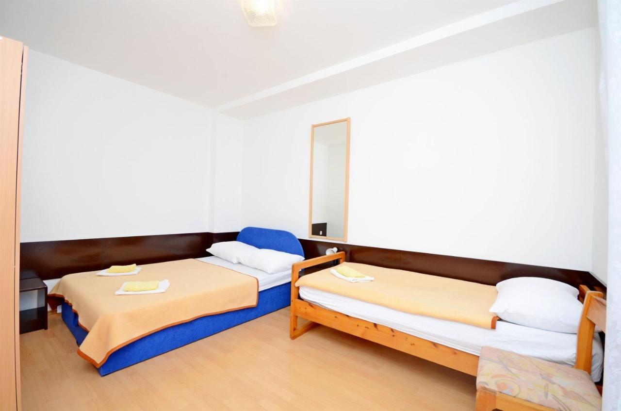 Apartments Josko Gradac  Extérieur photo