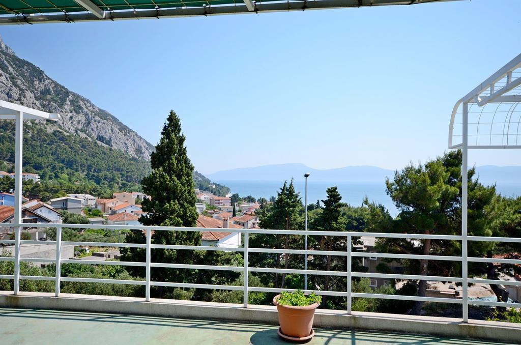 Apartments Josko Gradac  Extérieur photo