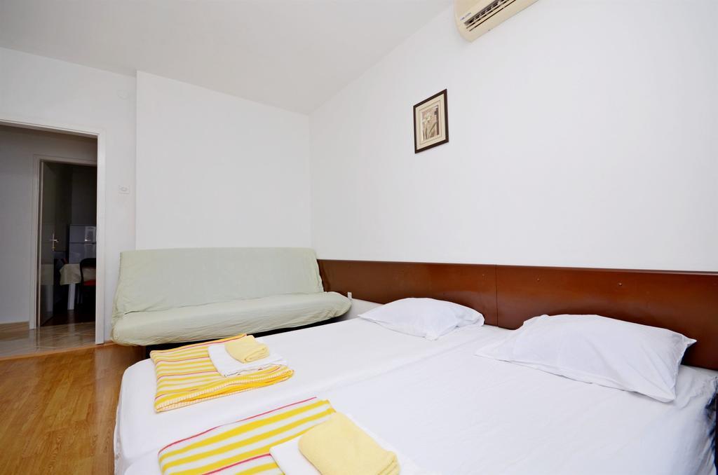 Apartments Josko Gradac  Extérieur photo